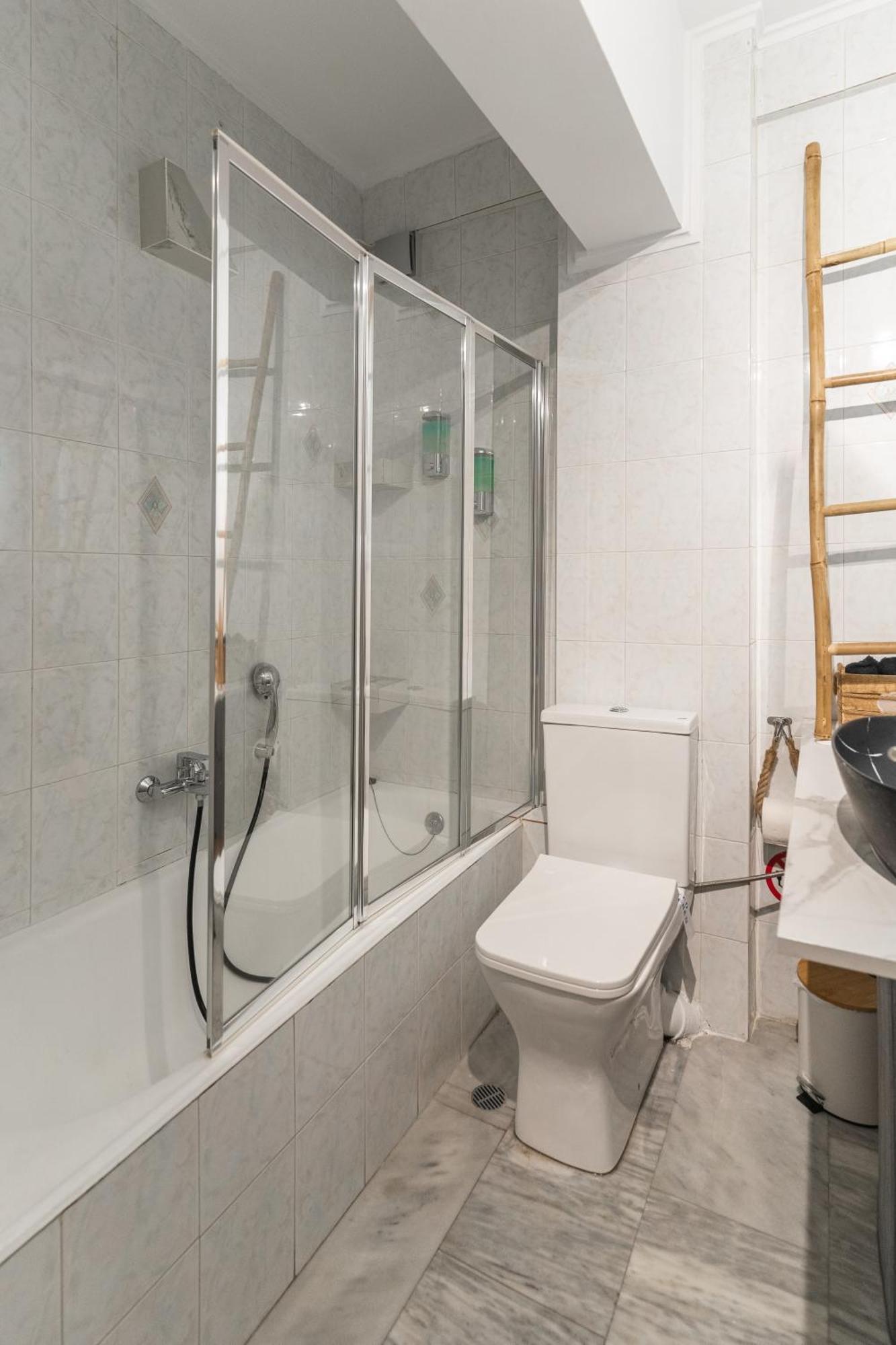 Acrolofts M62 * Athens