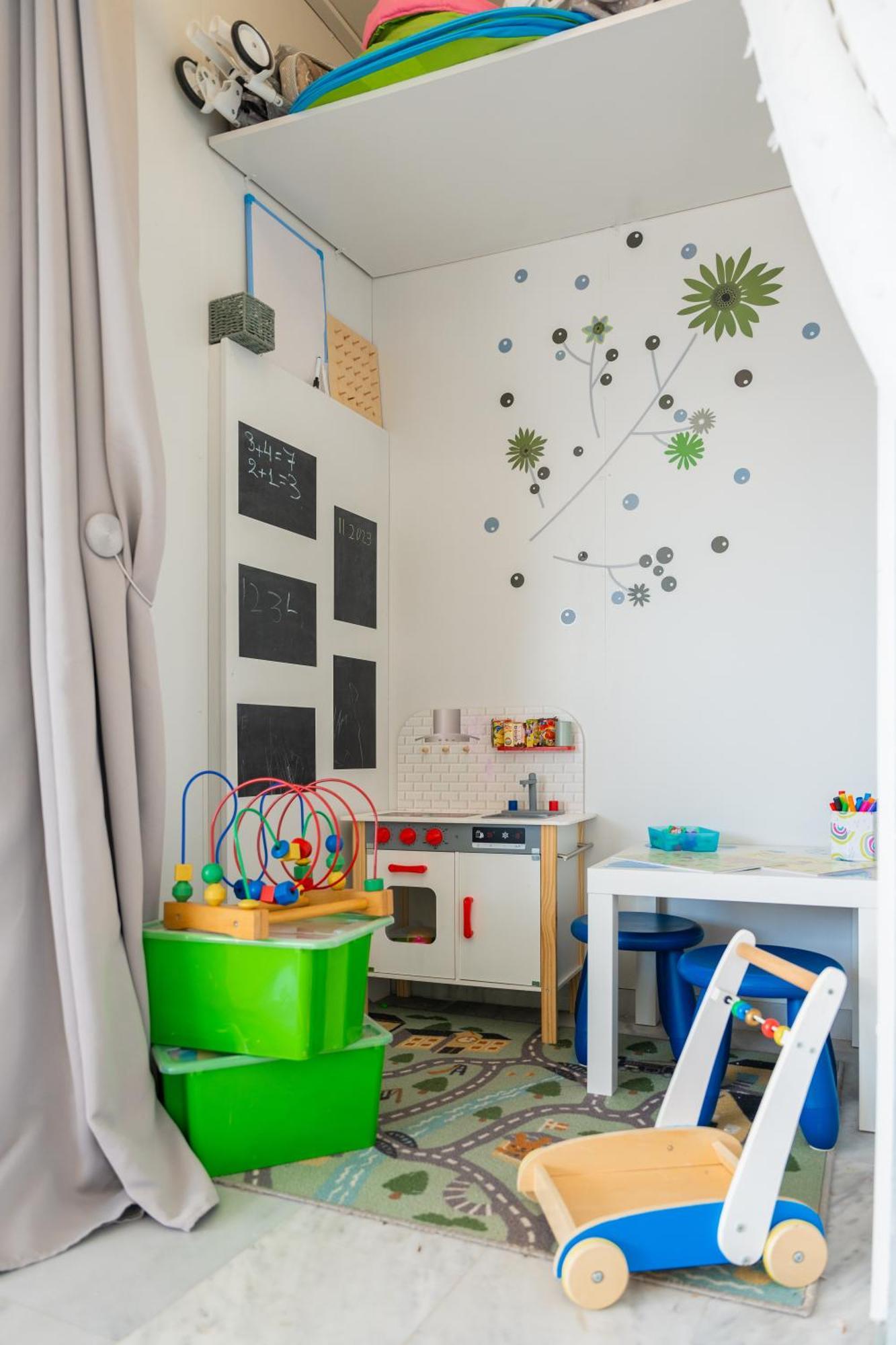 Acrolofts M62 Athens
