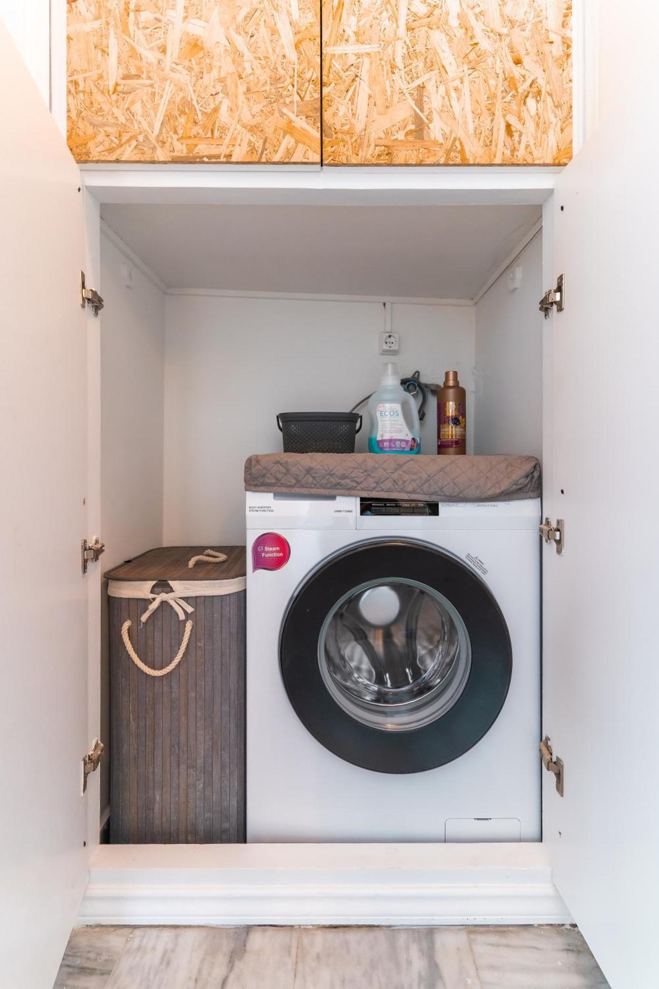 Acrolofts M62 * Athens